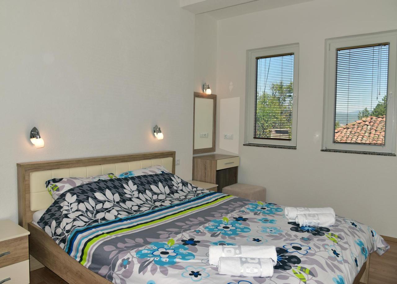 Comfort Apartment オフリド エクステリア 写真